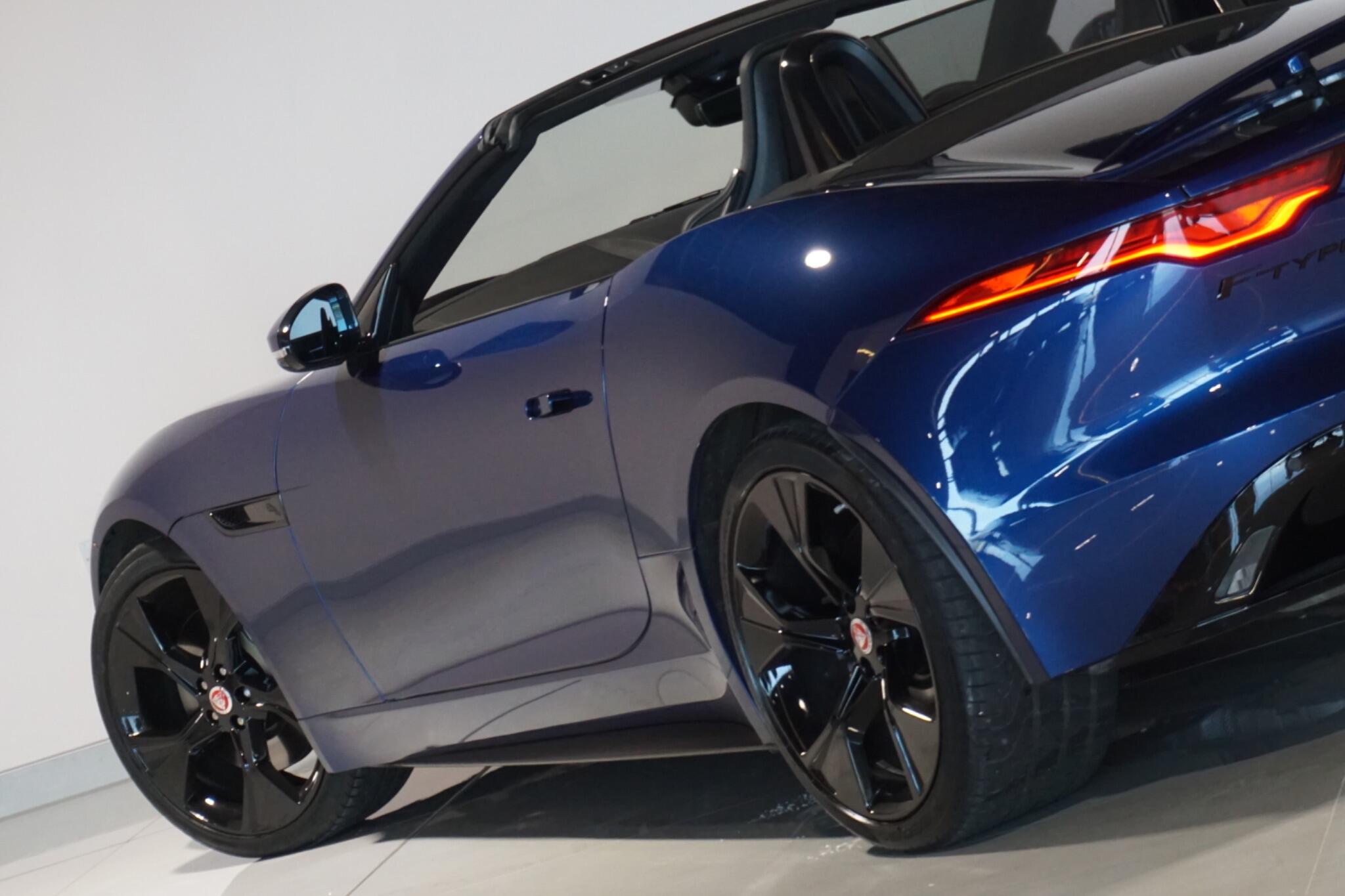 Jaguar F-Type 2.0i R-Dynamic Convertible 2dr Petrol Auto Euro 6 (s/s) (300 ps)